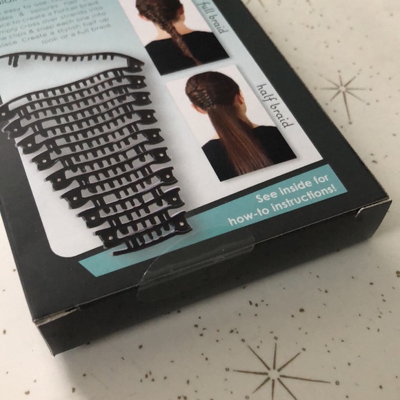 FREE w/$30 | Snap Braid Fishtail Braiding Tool - Picture 5 of 7
